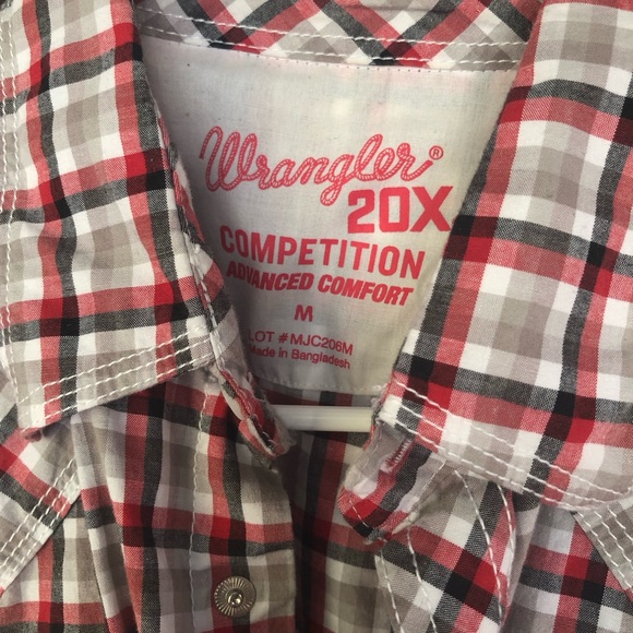 Wrangler Pearl Snap Plaid Short Sleeve Button Up - Picture 3 of 3